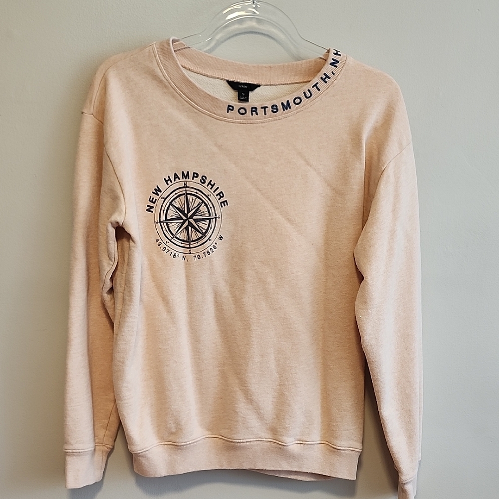 J. Crew Portsmouth NH Crew Neck Creamy Baby Pink Casual Comfy Graphic Sweatshirt - Picture 3 of 9